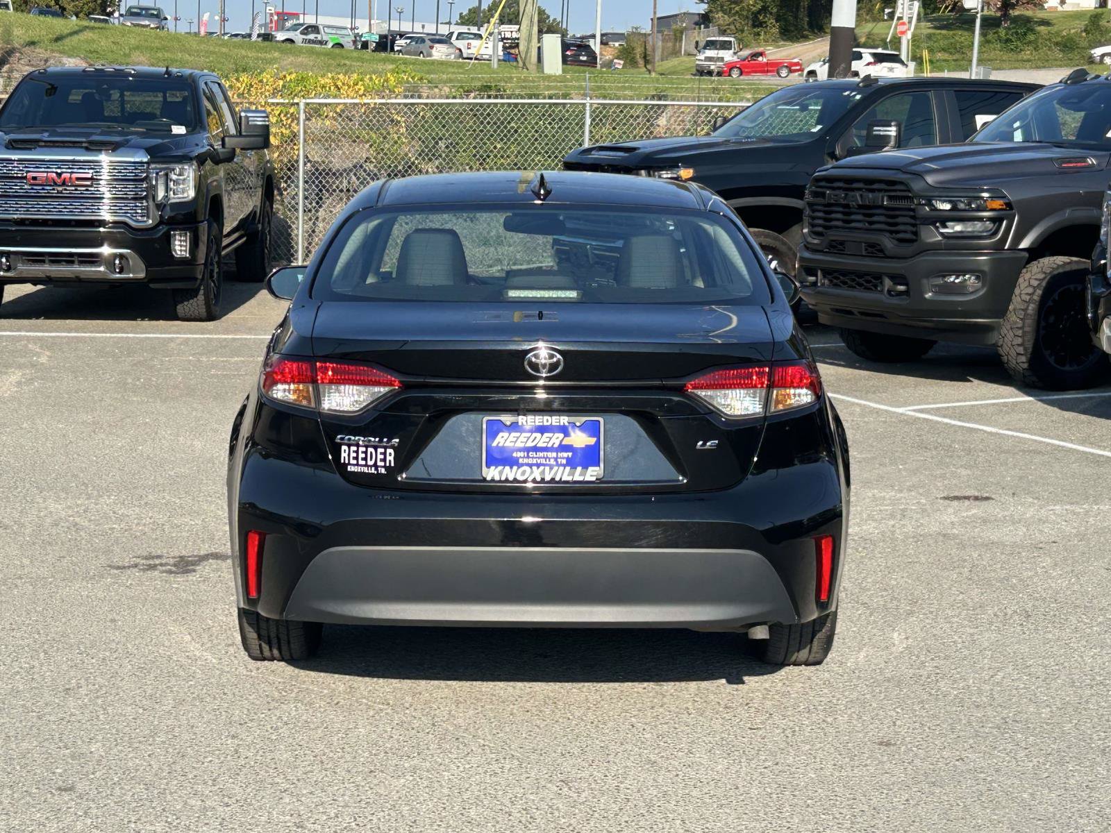 Used 2024 Toyota Corolla LE FWD image 6