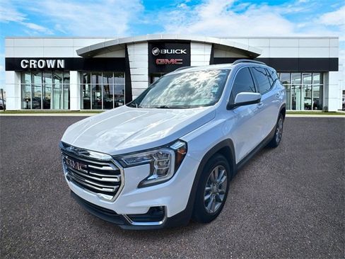 Used 2022 GMC Terrain SLT w/ Infotainment Package II image 1