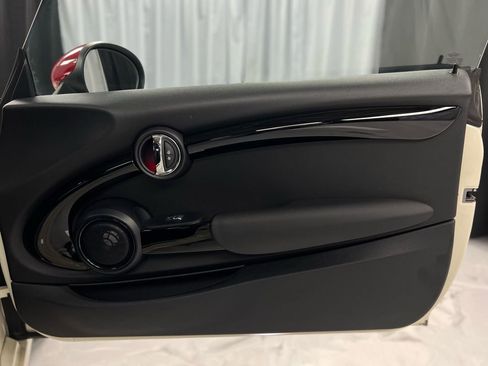 Used 2019 MINI Cooper John Cooper Works w/ Signature Upholstery Package image 34