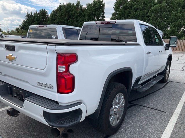 Used 2024 Chevrolet Silverado 2500 High Country w/ High Country Premium Package AWD/4WD image 5