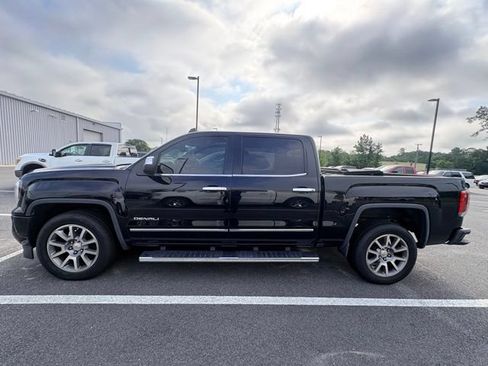 Used 2016 GMC Sierra 1500 Denali w/ Enhanced Driver Alert Package RWD image 2