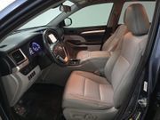 Used 2018 Toyota Highlander Plus FWD image 7