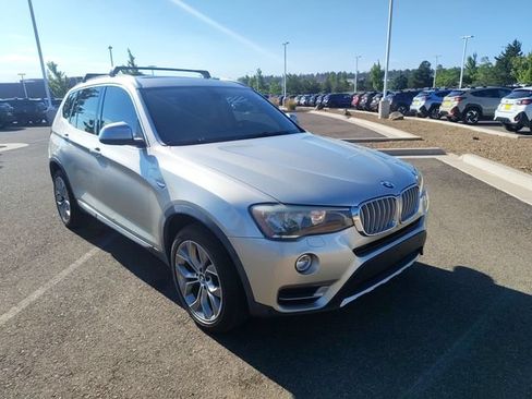 Used 2017 BMW X3 xDrive28i AWD/4WD image 1
