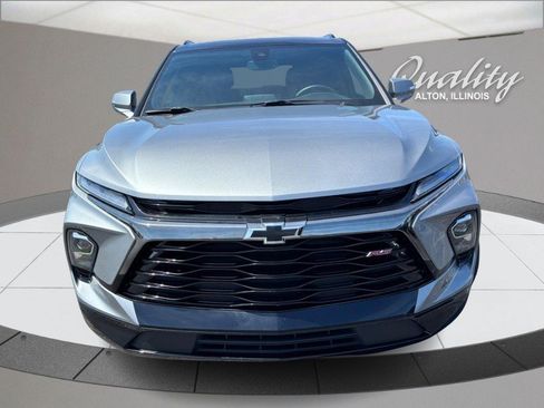 Used 2023 Chevrolet Blazer RS w/ Enhanced Convenience Package FWD image 11