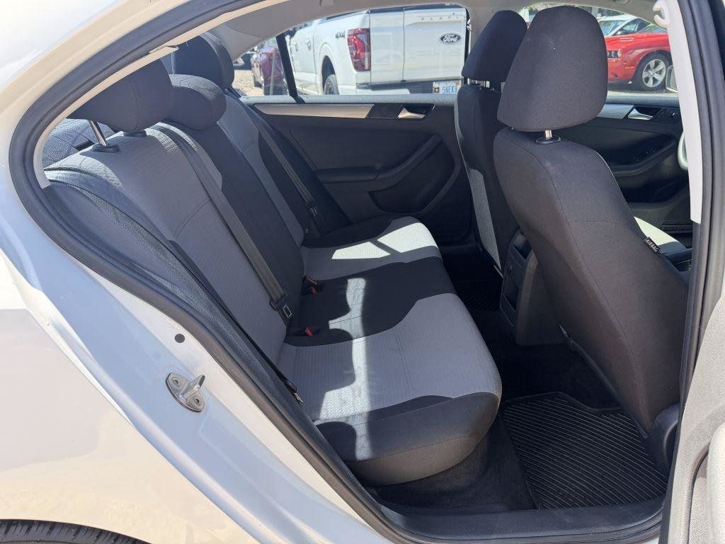 Used 2017 Volkswagen Jetta S FWD image 12