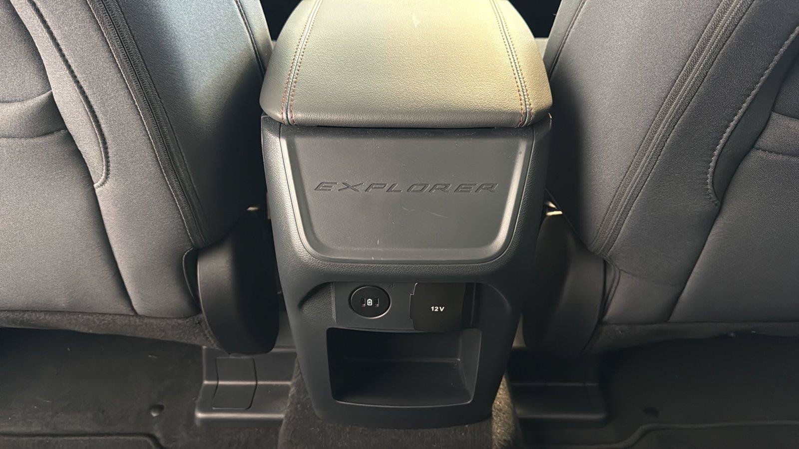 Certified 2025 Ford Explorer Active RWD image 28