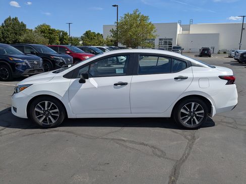 Used 2024 Nissan Versa S w/ S Plus Package FWD image 10