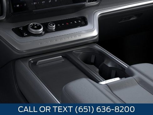 New 2026 Ford Expedition Active AWD/4WD image 18