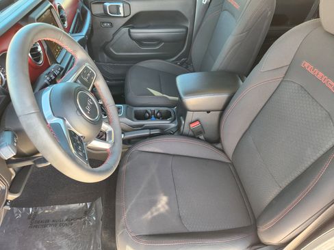Used 2023 Jeep Wrangler Rubicon image 14