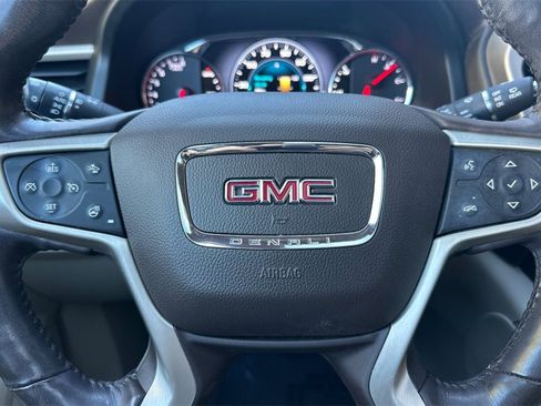 Used 2018 GMC Acadia Denali w/ Technology Package image 27