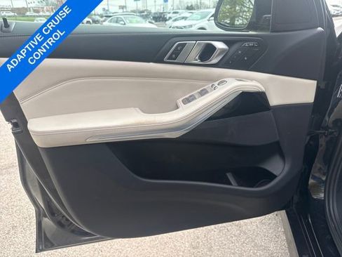 Used 2023 BMW X7 xDrive40i w/ M Sport Package AWD/4WD image 12