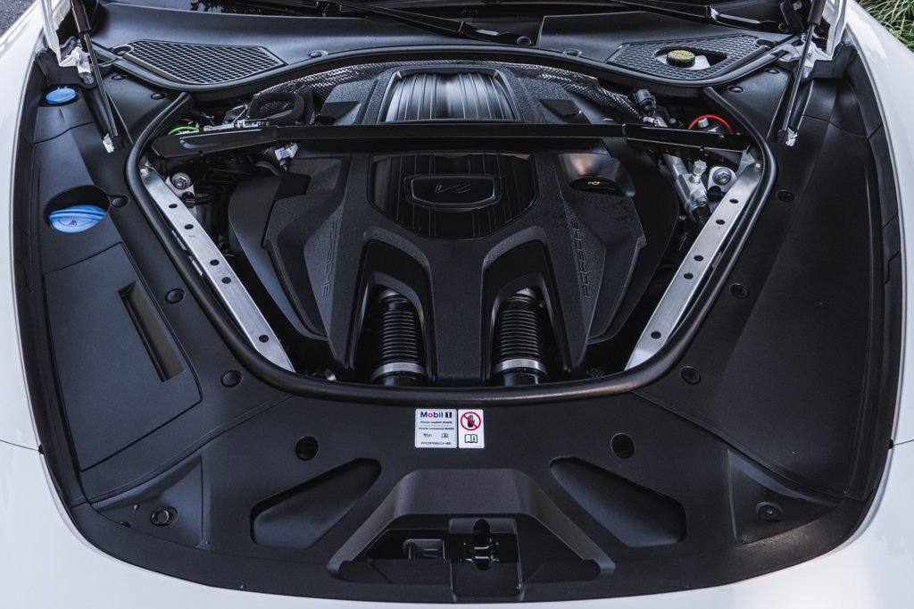 Used 2023 Porsche Panamera image 34