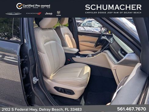 Certified 2024 Jeep Grand Cherokee Limited AWD/4WD image 20