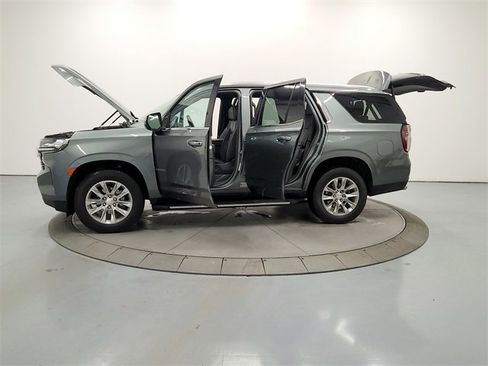 Used 2023 Chevrolet Tahoe Premier image 12