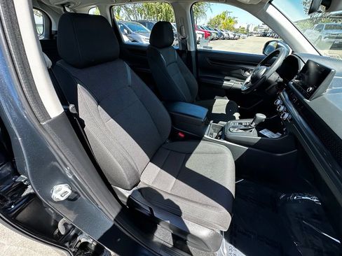 Used 2023 Honda CR-V LX image 12