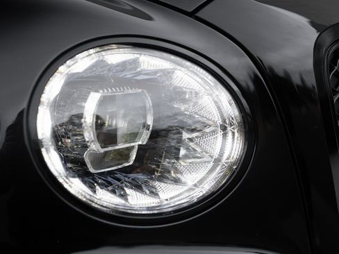 Used 2024 Bentley Flying Spur W12 image 15