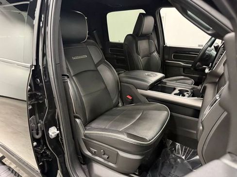 Used 2022 RAM 3500 Laramie image 39