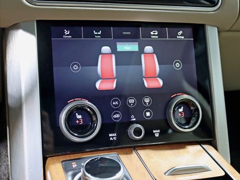 Used 2018 Land Rover Range Rover Supercharged image 24