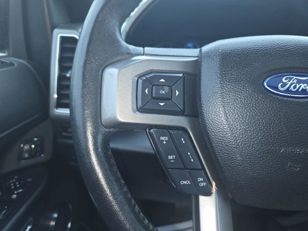 Used 2021 Ford Expedition XLT AWD/4WD image 25