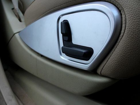 Used 2010 Mercedes-Benz GL 450 4MATIC image 17