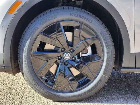 New 2026 Volkswagen ID.4 Pro S AWD/4WD image 9