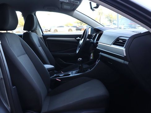 Used 2019 Volkswagen Jetta S FWD image 34