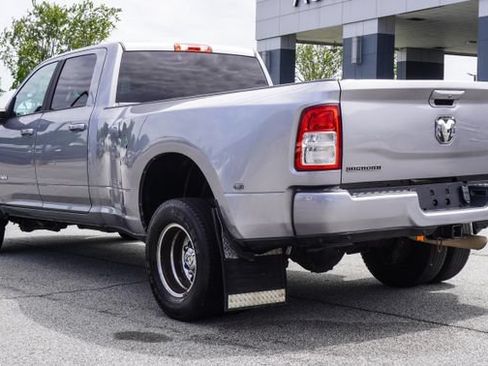 Used 2024 RAM 3500 Big Horn w/ Sport Appearance Package AWD/4WD image 26