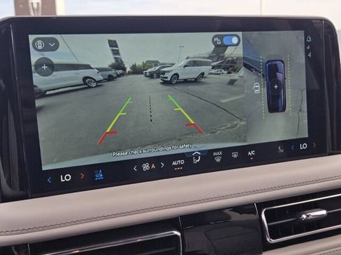Used 2026 Lincoln Aviator 2WD w/ Jet Appearance Package image 25