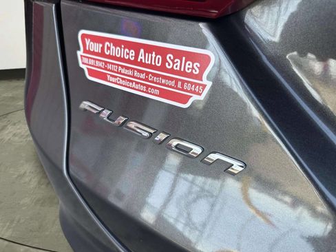 Used 2017 Ford Fusion Titanium image 40