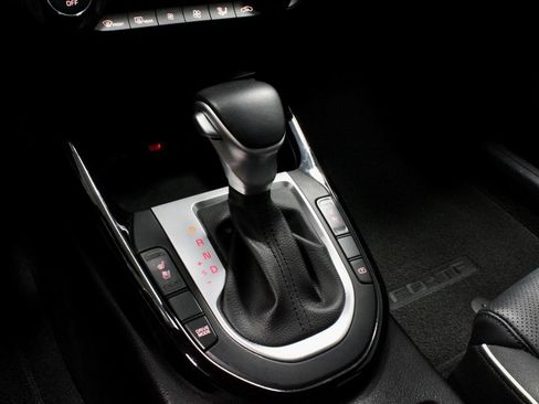 Used 2023 Kia Forte GT-Line w/ GT-Line Premium Package FWD image 31