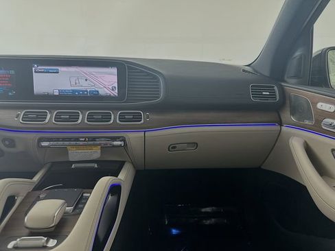 New 2026 Mercedes-Benz GLE 53 AMG 4MATIC image 24