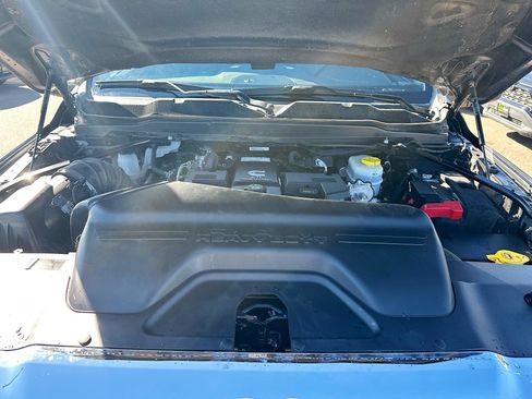 Used 2024 RAM 2500 Laramie image 34