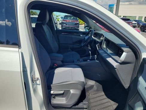 Used 2026 Volkswagen Tiguan SE R-Line FWD image 8