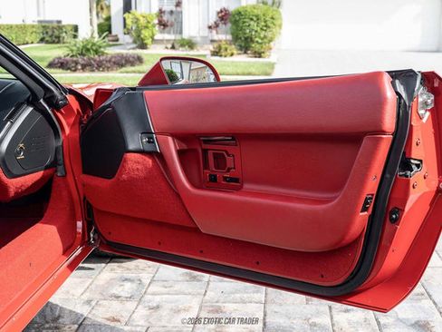 Used 1992 Chevrolet Corvette Coupe RWD image 32