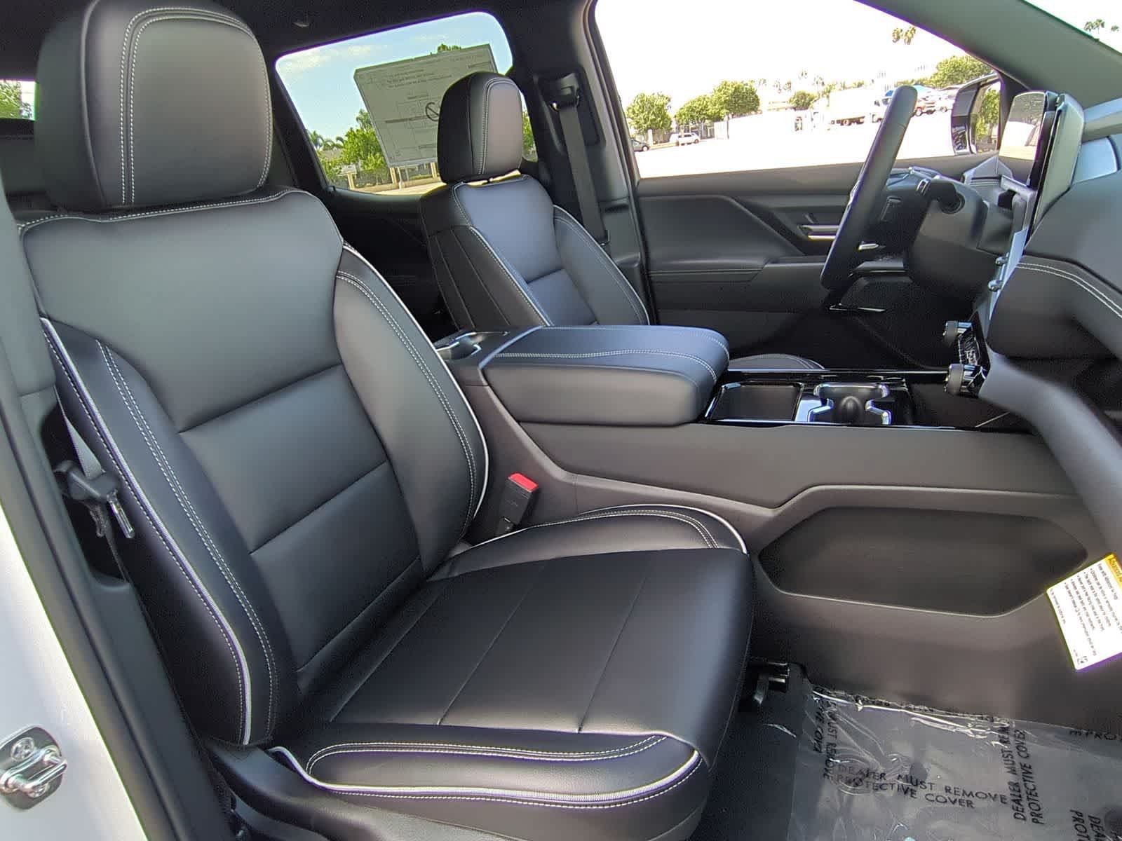 Used 2026 Chevrolet Silverado EV LT AWD/4WD image 27