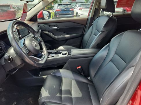 Used 2023 Nissan Rogue SV w/ SV Premium B Package AWD/4WD image 21