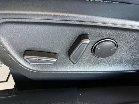 Used 2023 Ford Escape ST-Line Select w/ Tech Pack #2 image 16