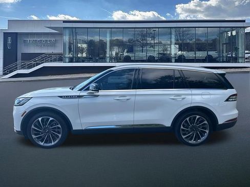 New 2026 Lincoln Aviator Reserve AWD/4WD image 4