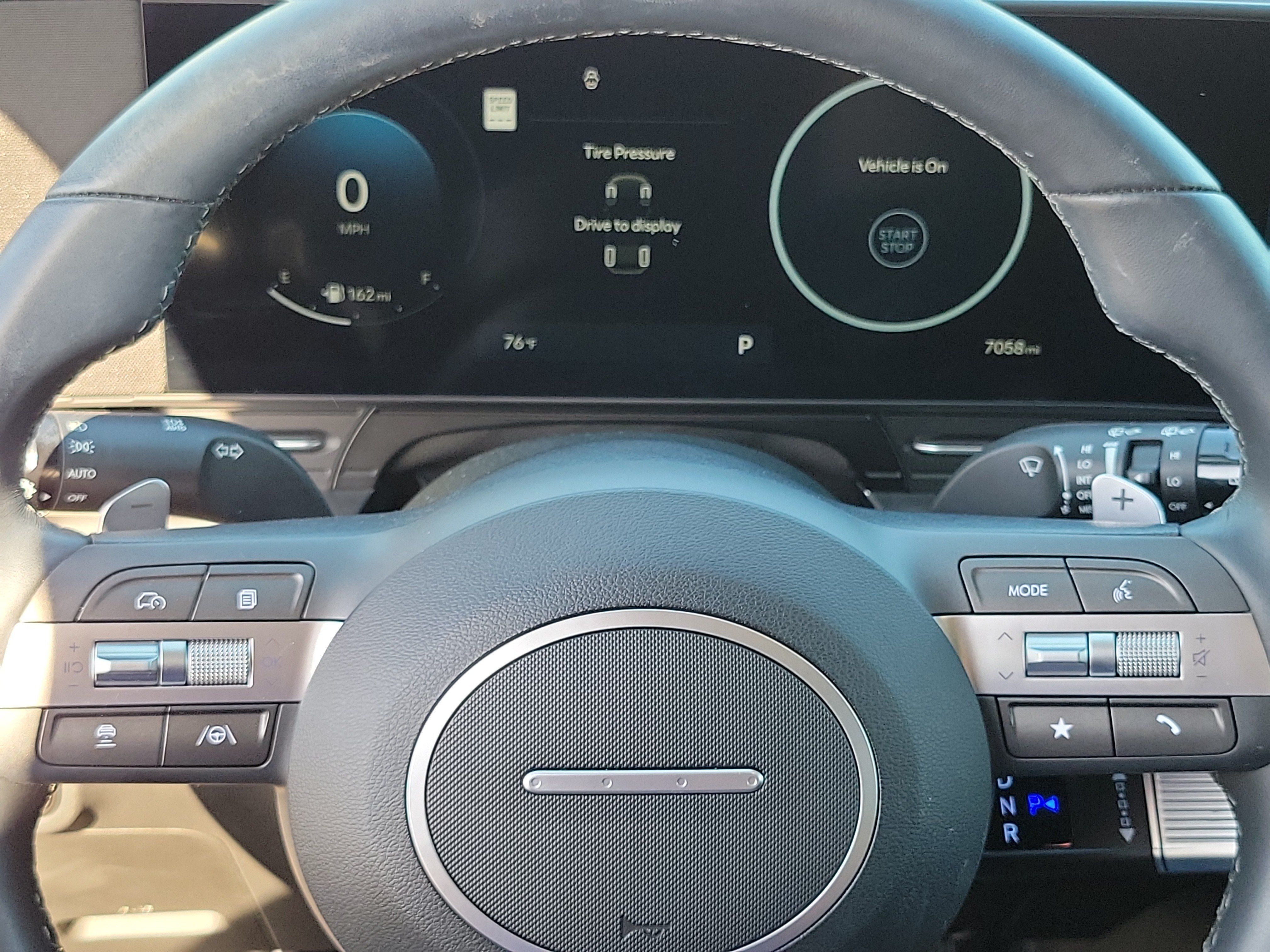 Certified 2025 Hyundai Kona SEL AWD/4WD image 11