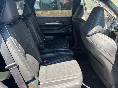Used 2025 INFINITI QX60 Autograph w/ Cargo Package AWD/4WD image 38
