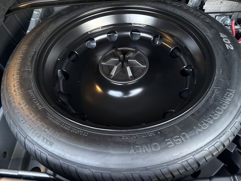 Certified 2026 Mercedes-Benz GLC 300 image 46