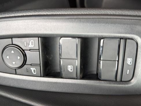 New 2026 Nissan Sentra SV FWD image 22