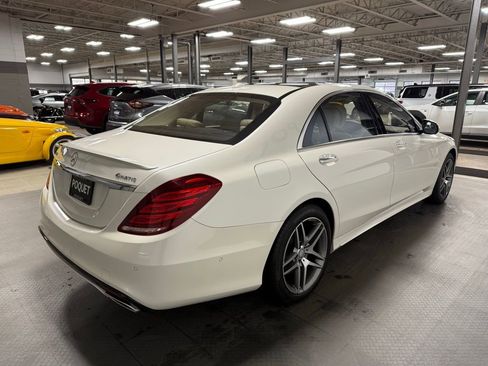 Used 2016 Mercedes-Benz S 550 4MATIC Sedan image 4