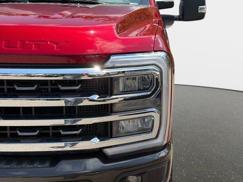 Used 2025 Ford F350 King Ranch AWD/4WD image 9