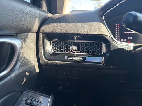 Used 2024 Honda Civic Touring image 37
