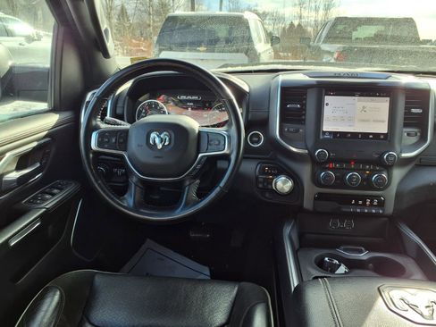 Used 2022 RAM 1500 Laramie w/ Sport Appearance Package image 8
