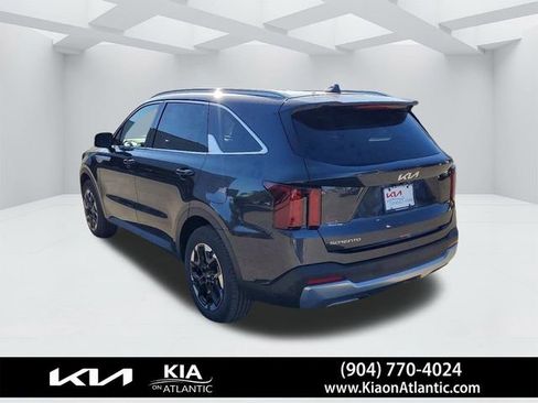 New 2025 Kia Sorento S w/ Panoramic Sunroof Package FWD image 3