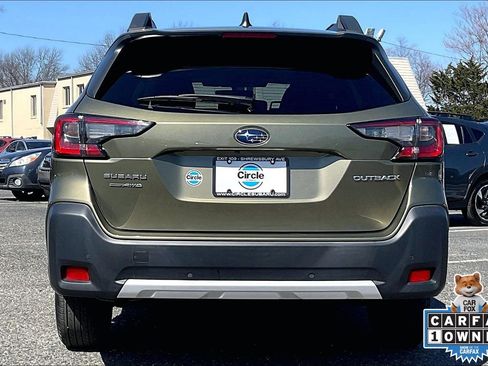 Used 2023 Subaru Outback Limited AWD/4WD image 4