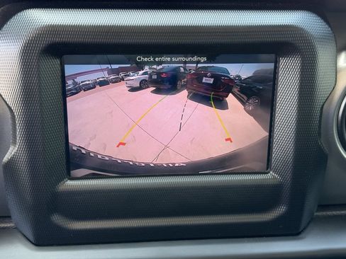 Used 2023 Jeep Wrangler Unlimited Sport AWD/4WD image 17