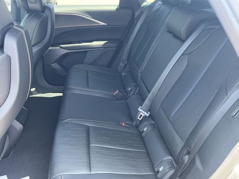 New 2025 Cadillac Lyriq Luxury image 18